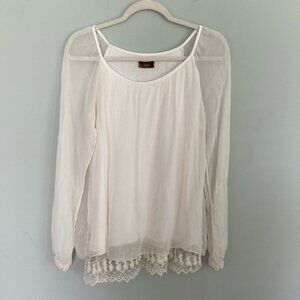 Amanti women’s 100% silk long sleeve shirt cream color with lace size Medium